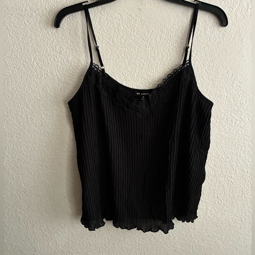 🆕Blu Pepper Black Lace-Trim Pleated Cami Top M🆕 - Picture 10 of 16